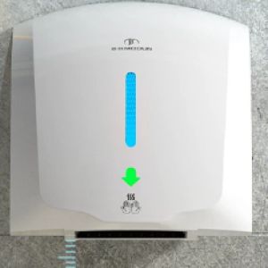 hde2607220677
