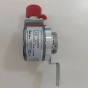 hde2306166802